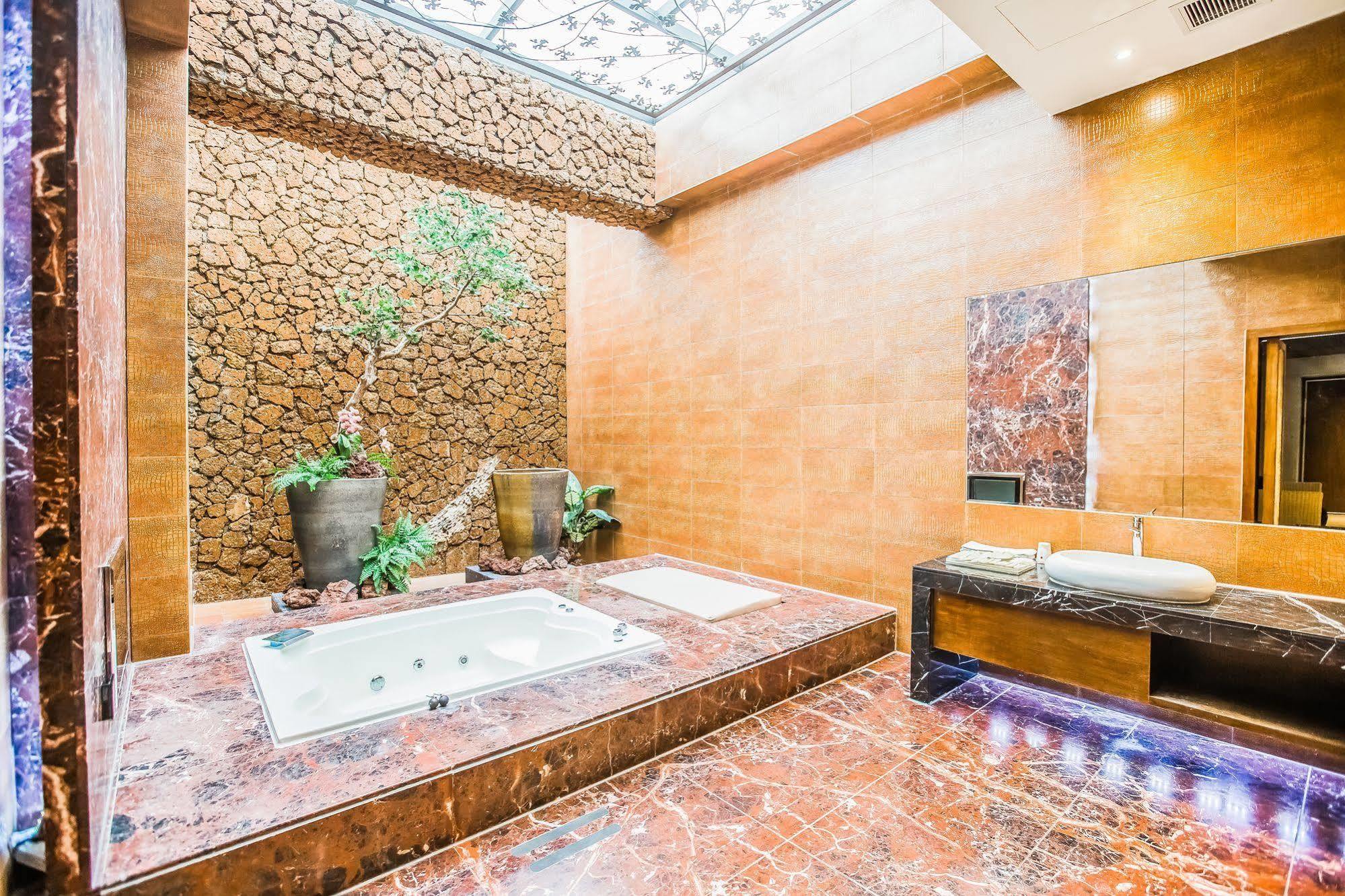 Ohya Chain Boutique Motel Таоюань Экстерьер фото